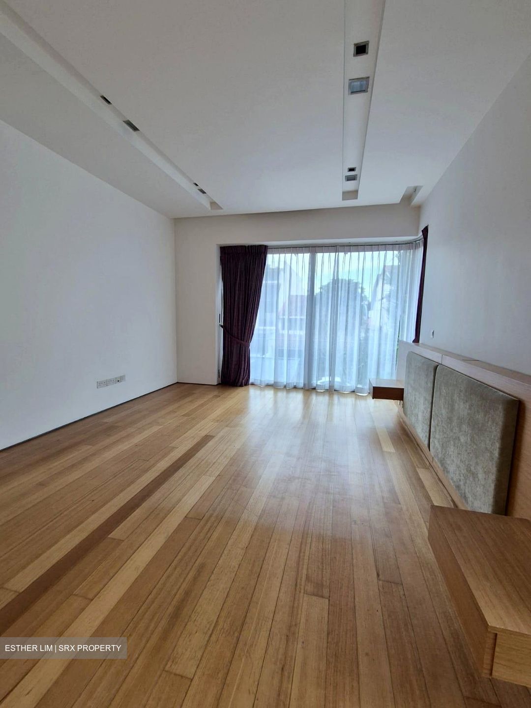 Holland Gardens (D10), Semi-Detached #636940361